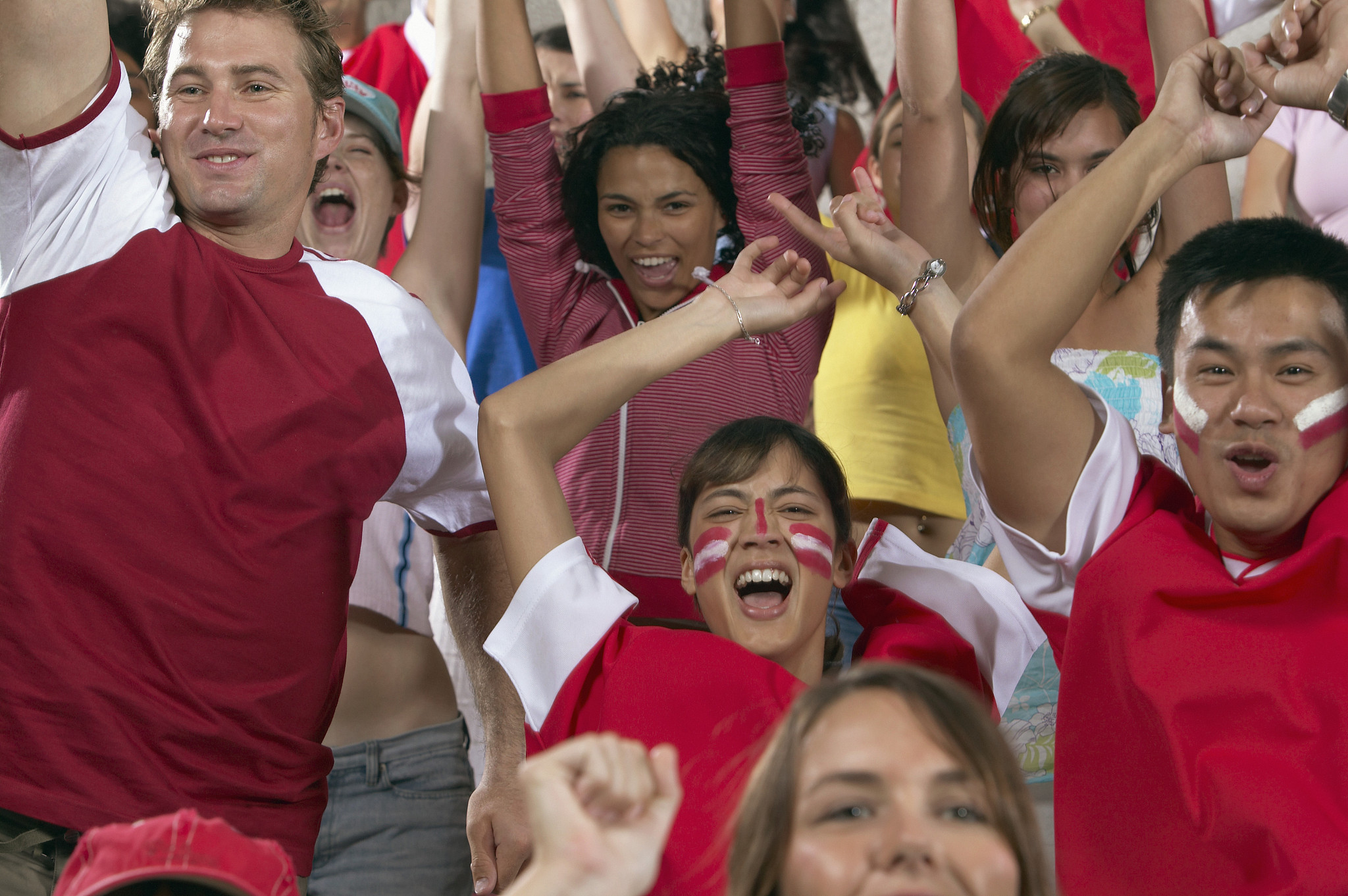 BBIN电子-葡萄牙比赛最后时刻球迷冲场大四喜