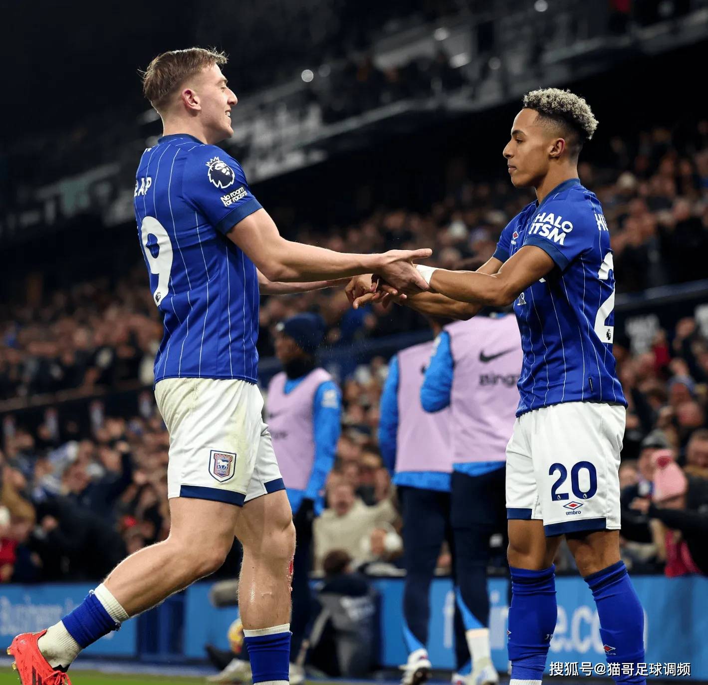 伊普斯维奇队员宣布转会,引起球迷关注(伊普斯维奇队员宣布转会,引起球迷关注的是谁) 伊普斯维奇队员宣布转会,引起球迷关注(伊普斯维奇队员宣布转会,引起球迷关注的是谁)